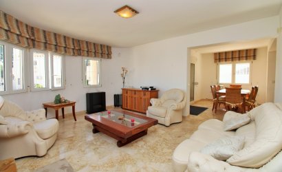 Herverkoop - Villa -
Las Ramblas