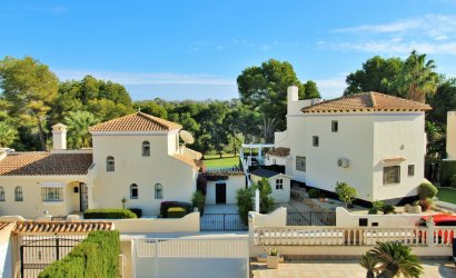 Herverkoop - Villa -
Las Ramblas