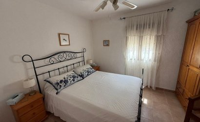 Herverkoop - Finca/Rustic Property -
Castalla