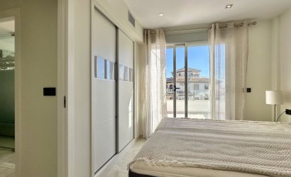 Herverkoop - Villa -
Orihuela Costa - Lomas De Cabo Roig