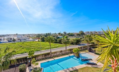 Herverkoop - Apartment -
Villamartín