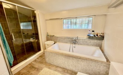 Herverkoop - Villa -
Almoradí - Heredades