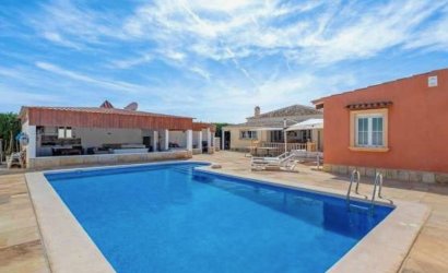 Herverkoop - Villa -
Almoradí - Heredades