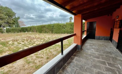 Herverkoop - Villa -
Almoradí - Heredades