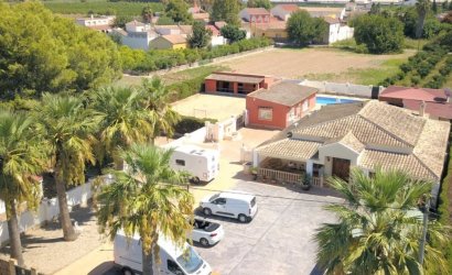 Herverkoop - Villa -
Almoradí - Heredades