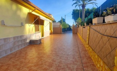 Reventa - Villa -
Aspe