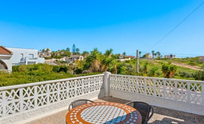 Resale - Villa -
Ciudad Quesada