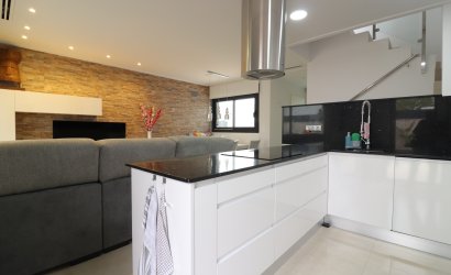 Resale - Villa -
Benijofar