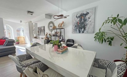 Reventa - Adosado -
Orihuela Costa - Villamartín