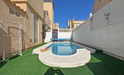 Reventa - Adosado -
Orihuela Costa - Villamartín