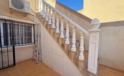 Reventa - Adosado -
Orihuela Costa - Villamartín