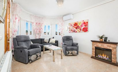 Reventa - Villa -
Torrevieja - Costa Blanca