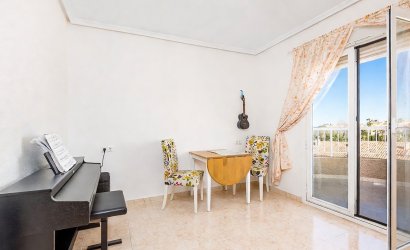 Reventa - Villa -
Torrevieja - Costa Blanca