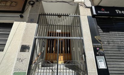 Herverkoop - Apartment -
Torrevieja - Centro