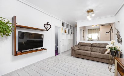 Herverkoop - Town House -
Torrevieja - Calas Blanca