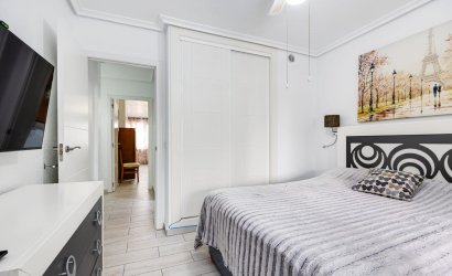 Herverkoop - Town House -
Torrevieja - Calas Blanca