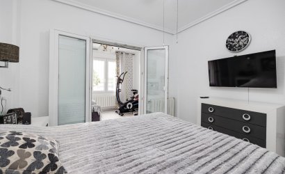 Herverkoop - Town House -
Torrevieja - Calas Blanca