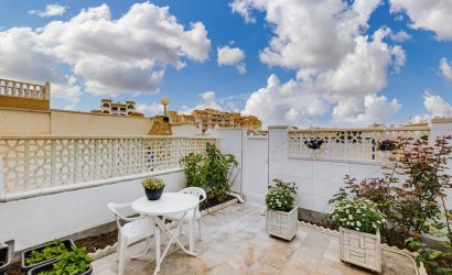 Herverkoop - Town House -
Torrevieja - Calas Blanca
