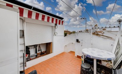 Herverkoop - Town House -
Torrevieja - Calas Blanca
