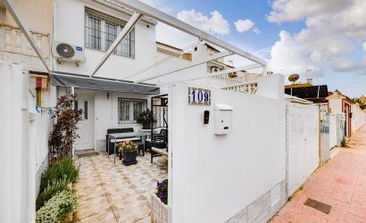 Herverkoop - Town House -
Torrevieja - Calas Blanca