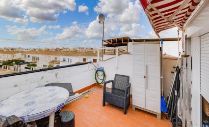 Herverkoop - Town House -
Torrevieja - Calas Blanca