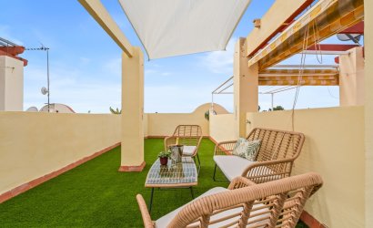 Reventa - Adosado -
Orihuela Costa - La Florida