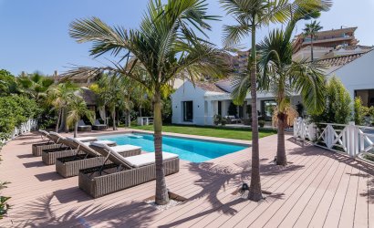 Resale - Villa -
Marbella - Nueva Andalucía