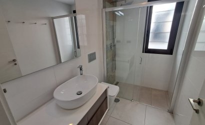 Resale - Villa -
Villamartin - Costa Blanca