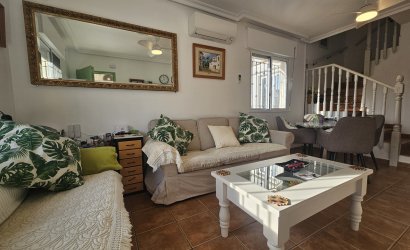 Resale - Villa -
La Zenia - Costa Blanca