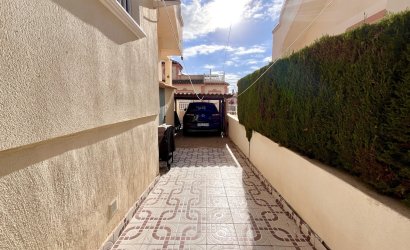 Resale - Apartment -
Playa Flamenca - Costa Blanca
