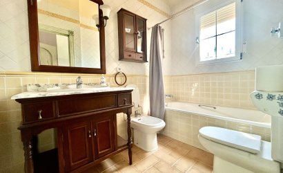 Resale - Villa -
La Mata - Costa Blanca