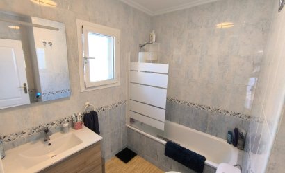 Resale - Villa -
El Raso - Costa Blanca