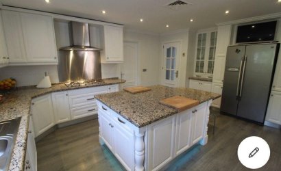 Reventa - Villa -
Marbella - Nueva Andalucía