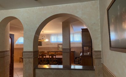 Herverkoop - Villa -
Elda