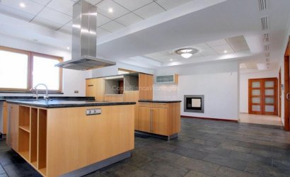 Resale - Villa -
Penáguila