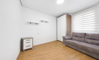 Herverkoop - Apartment -
Torrevieja - Centro