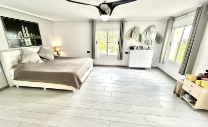 Herverkoop - Villa -
Catral - Costa Blanca