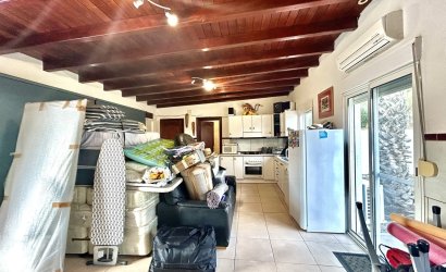 Herverkoop - Villa -
Catral - Costa Blanca