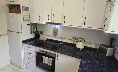 Revente - Villa -
Vinuela - Inland