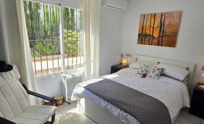 Revente - Villa -
Vinuela - Inland