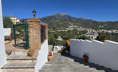 Revente - Villa -
Vinuela - Inland