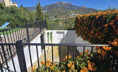 Revente - Villa -
Vinuela - Inland