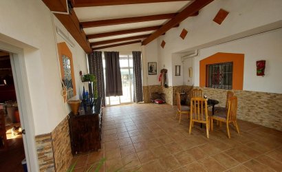 Herverkoop - Country House -
Calasparra - Inland