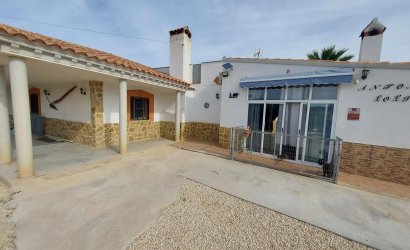 Herverkoop - Country House -
Calasparra - Inland