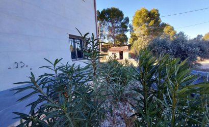 Herverkoop - Villa -
Calasparra - Inland