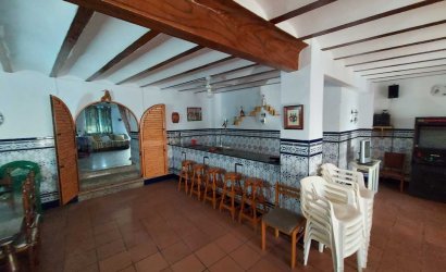 Herverkoop - Country House -
Calasparra - Inland