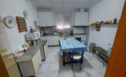 Herverkoop - Country House -
Calasparra - Inland