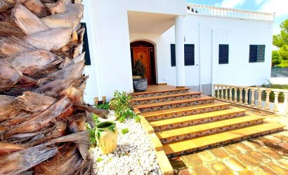 Herverkoop - Villa -
Calasparra - Inland