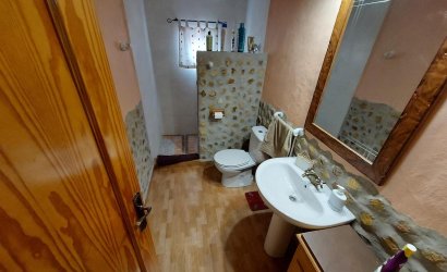 Herverkoop - Country House -
Calasparra - Inland