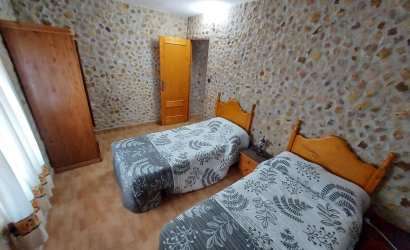 Herverkoop - Country House -
Calasparra - Inland